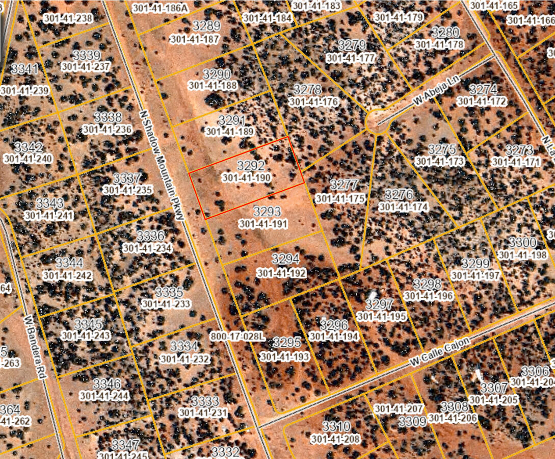 Near Front - Shadow Mountain Pkwy, Seligman, AZ 86337, USA